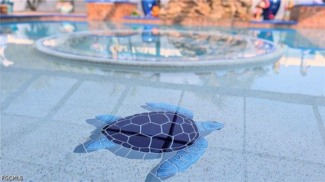 2907 NW 5th PL, Cape Coral, FL 33993