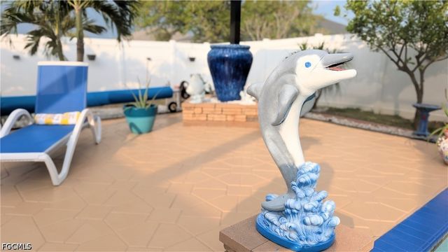 2907 NW 5th PL, Cape Coral, FL 33993