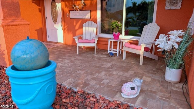 2907 NW 5th PL, Cape Coral, FL 33993