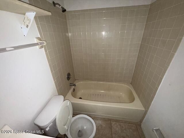 2913 Pinewood Drive NE 16, Palm Bay, FL 32905