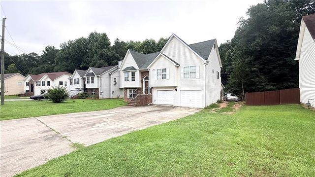 2759 Cedar Tree Lane, Ellenwood, GA 30294
