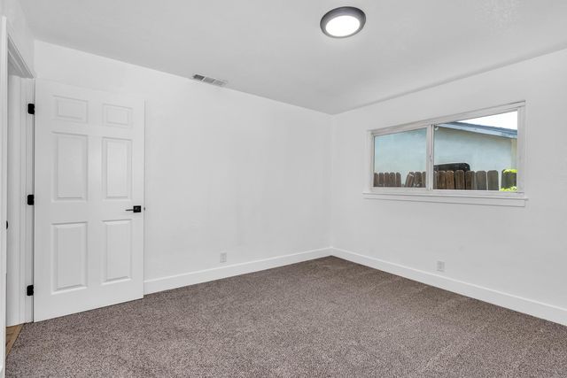 2808 E Dakota Avenue, Fresno, CA 93726