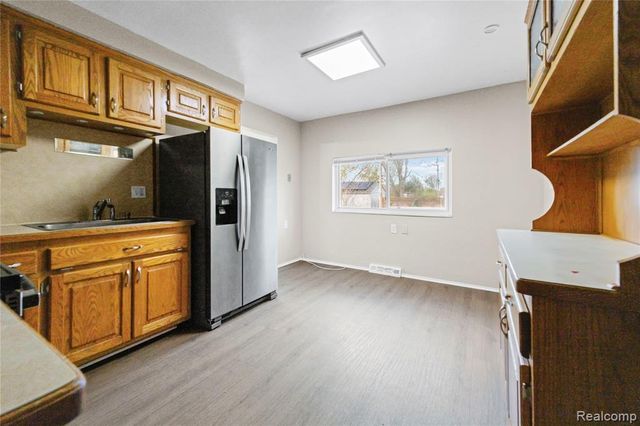 28298 Marcia Avenue, Warren, MI 48093