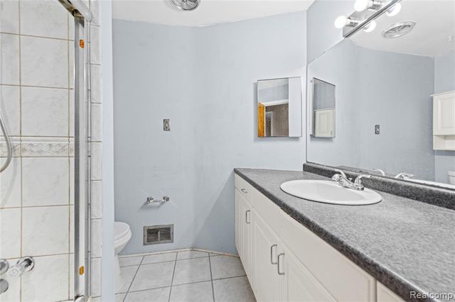 28298 Marcia Avenue, Warren, MI 48093