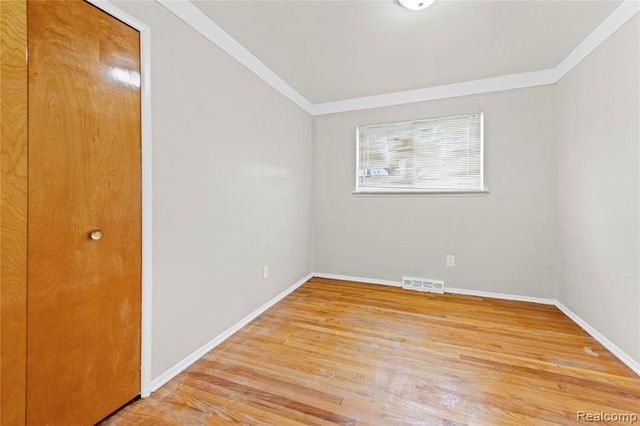 28298 Marcia Avenue, Warren, MI 48093