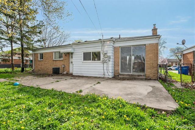 28298 Marcia Avenue, Warren, MI 48093