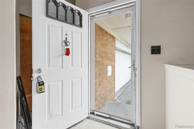 28298 Marcia Avenue, Warren, MI 48093