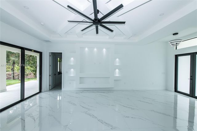 1207 Ramus Street E, Lehigh Acres, FL 33974