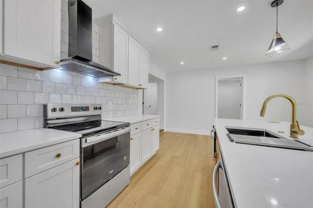 1317 MEDINAH COURT, Winter Park, FL 32792