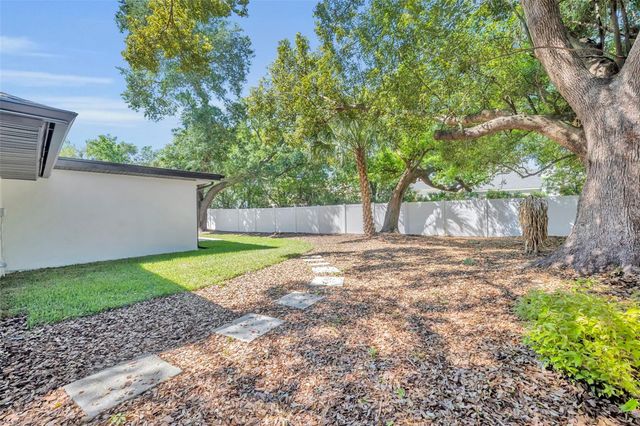 1317 MEDINAH COURT, Winter Park, FL 32792