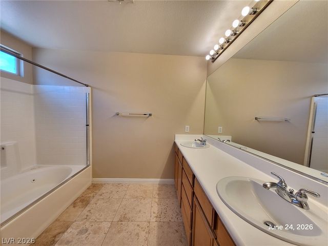 5535 Cresent Valley Street, Las Vegas, NV 89148
