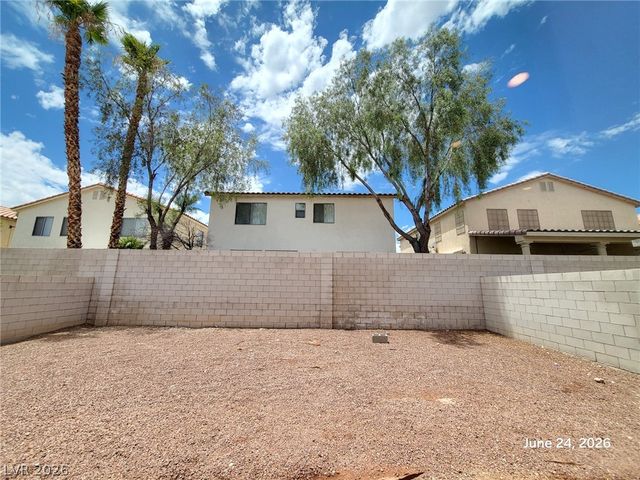 5535 Cresent Valley Street, Las Vegas, NV 89148