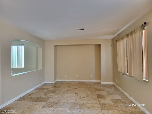 5535 Cresent Valley Street, Las Vegas, NV 89148