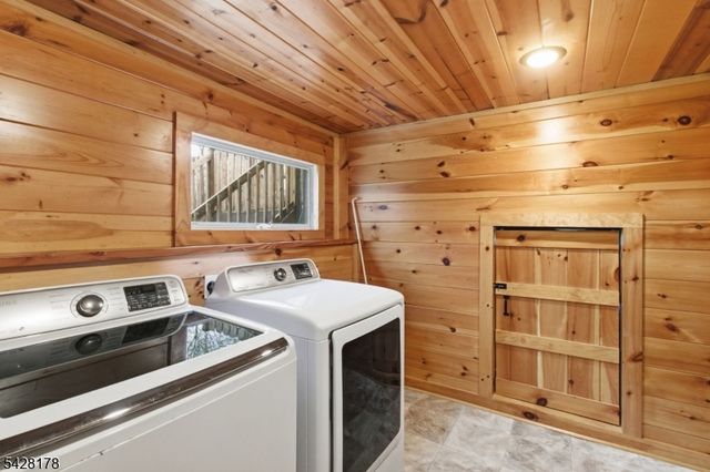 86 Kennedy Rd, Green Twp., NJ 07821