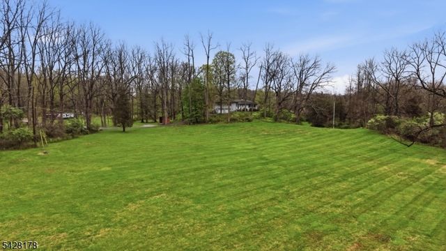 86 Kennedy Rd, Green Twp., NJ 07821