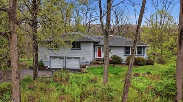 86 Kennedy Rd, Green Twp., NJ 07821