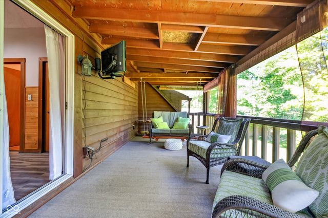 28 Homestead Drive, Sheridan, IN 46069