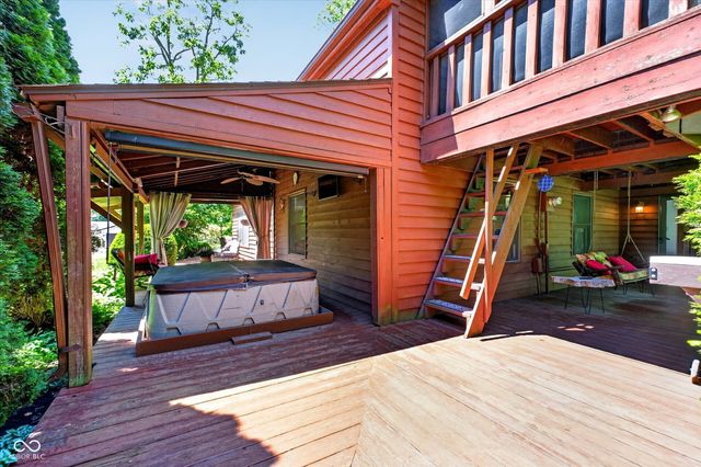 28 Homestead Drive, Sheridan, IN 46069