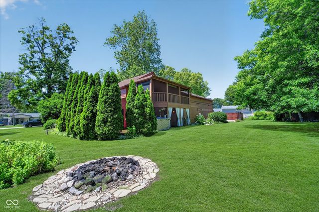28 Homestead Drive, Sheridan, IN 46069