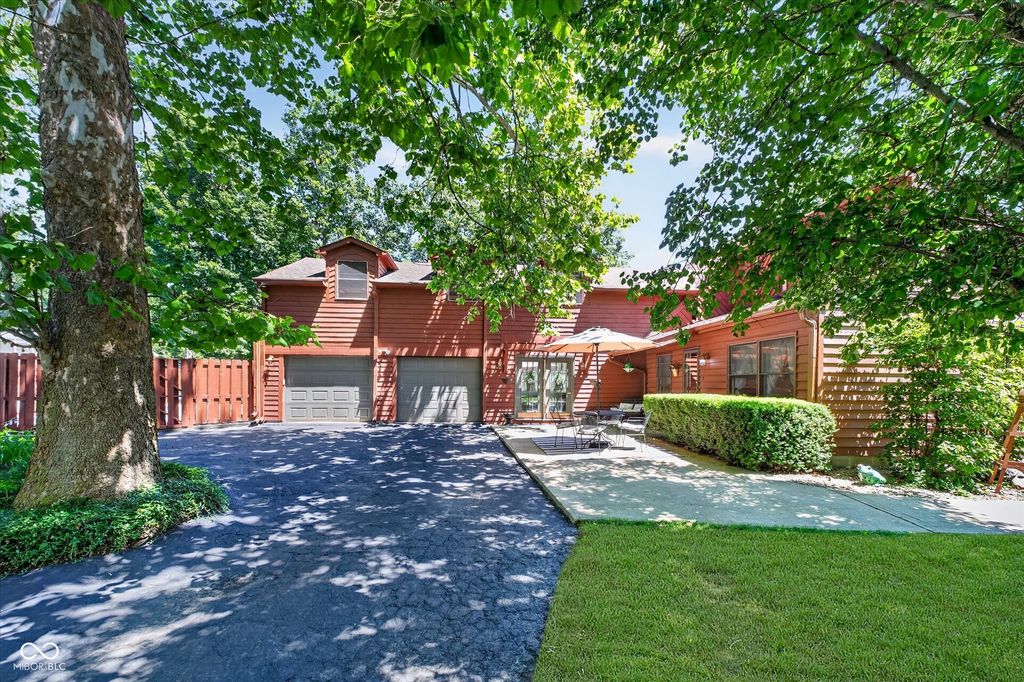 28 Homestead Drive, Sheridan, IN 46069