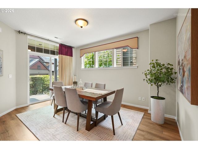 7382 Ne STONEWATER St, Hillsboro, OR 97124