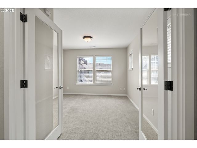 7382 Ne STONEWATER St, Hillsboro, OR 97124