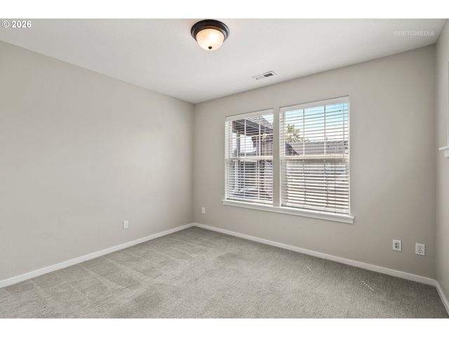 7382 Ne STONEWATER St, Hillsboro, OR 97124