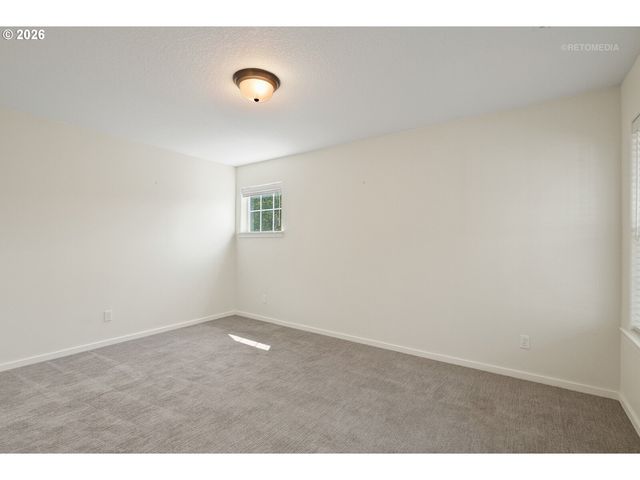 7382 Ne STONEWATER St, Hillsboro, OR 97124