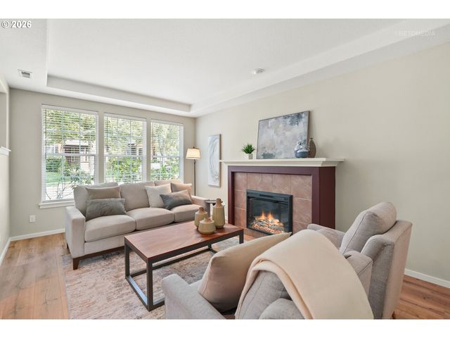 7382 Ne STONEWATER St, Hillsboro, OR 97124