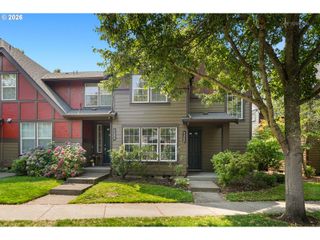 7382 Ne STONEWATER St, Hillsboro, OR 97124