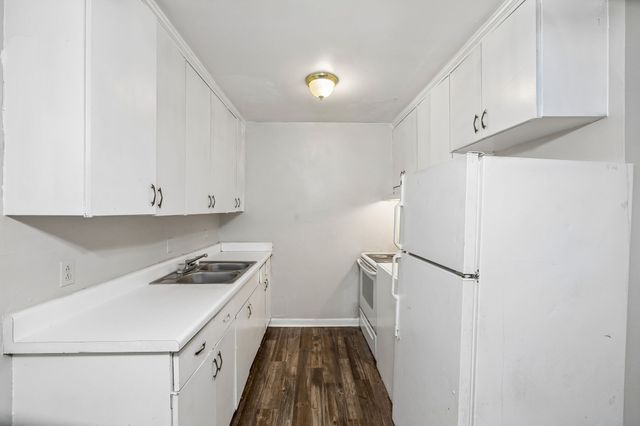 550 Harding Pl Apt F120, Nashville, TN 37211