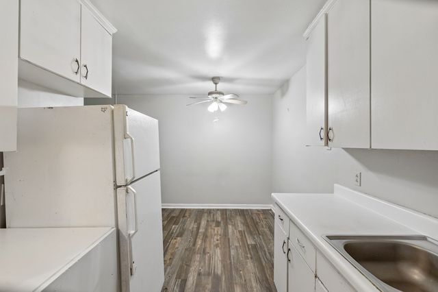 550 Harding Pl Apt F120, Nashville, TN 37211