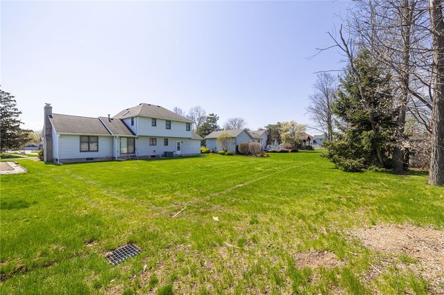 74 Gnage Lane, Greece, NY 14612