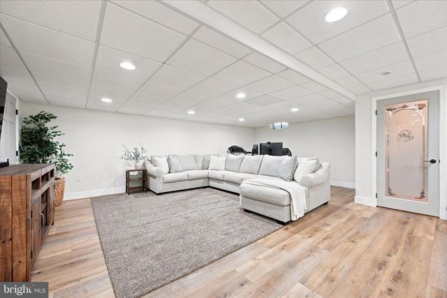 264 HAMPSHIRE DR, Sellersville, PA 18960