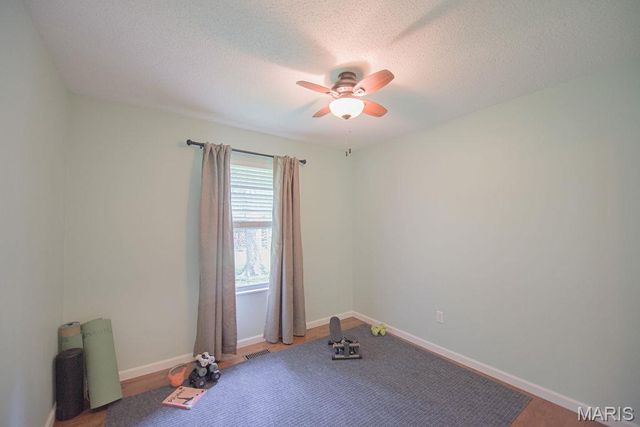 6124 Barrington Oaks Drive, Cedar Hill, MO 63016