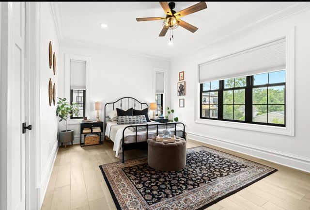 1886 Henrietta Street, Birmingham, MI 48009