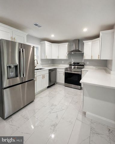 7002 TAYLOR MANOR, Temple Hills, MD 20748