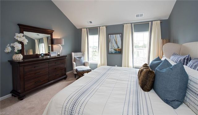 676 Allery RD, Chesapeake, VA 23320