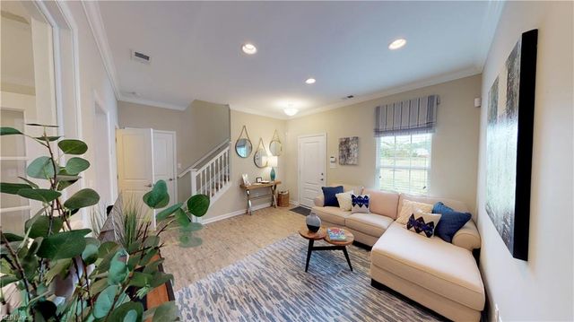 676 Allery RD, Chesapeake, VA 23320