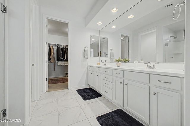 7048 W QUAIL TRACK Drive, Peoria, AZ 85383