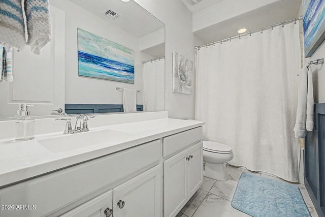 7048 W QUAIL TRACK Drive, Peoria, AZ 85383