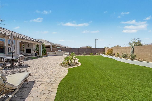 7048 W QUAIL TRACK Drive, Peoria, AZ 85383