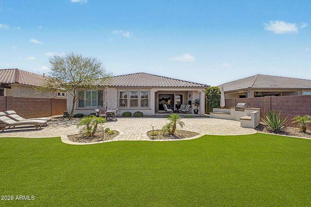 7048 W QUAIL TRACK Drive, Peoria, AZ 85383