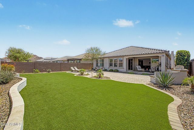 7048 W QUAIL TRACK Drive, Peoria, AZ 85383