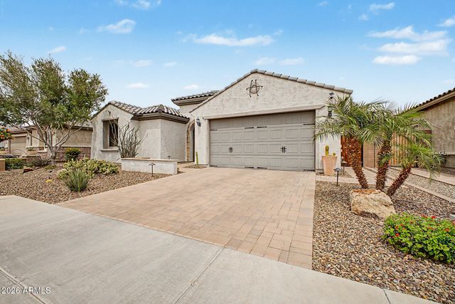 7048 W QUAIL TRACK Drive, Peoria, AZ 85383