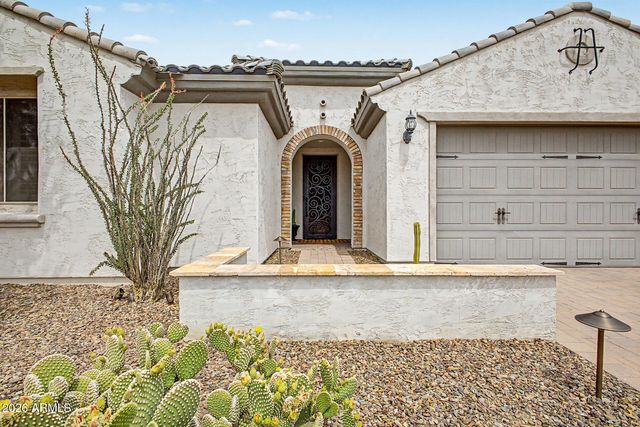 7048 W QUAIL TRACK Drive, Peoria, AZ 85383