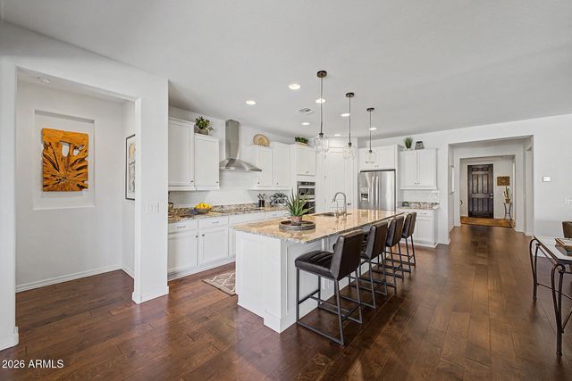 7048 W QUAIL TRACK Drive, Peoria, AZ 85383