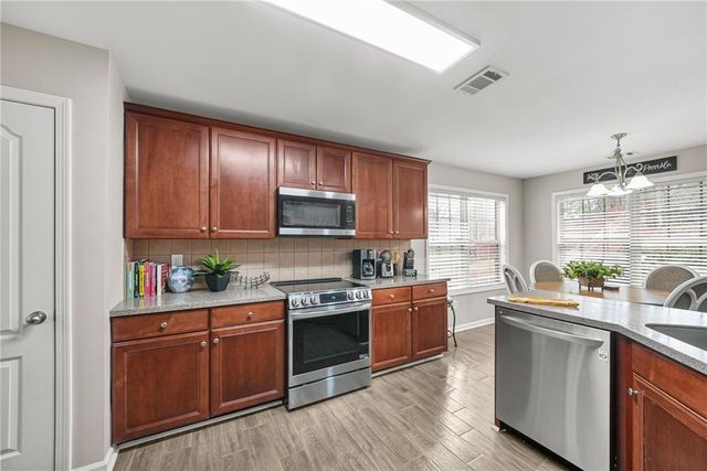 7886 Gossamer Drive, Fairburn, GA 30213