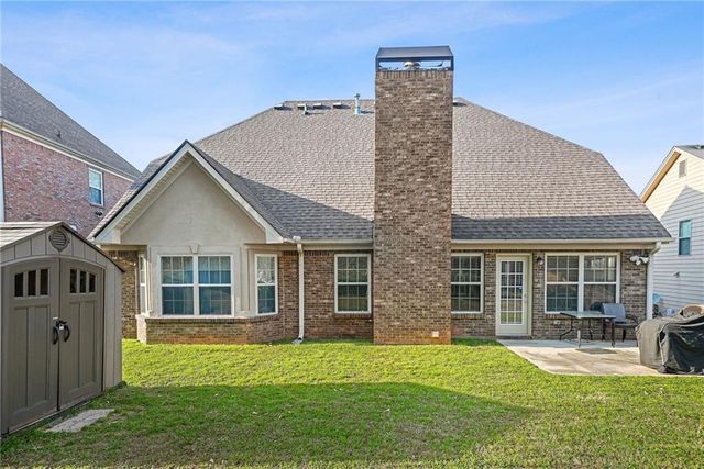 7886 Gossamer Drive, Fairburn, GA 30213