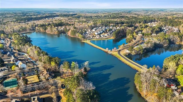 7886 Gossamer Drive, Fairburn, GA 30213